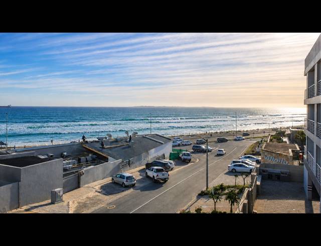 2 BEDROOM APARTMENT FOR SALE IN BEACHFRONT